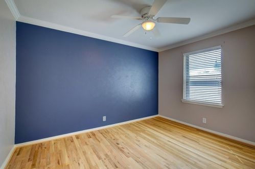 5006 Hall St, Dallas TX 75235-8814 exterior