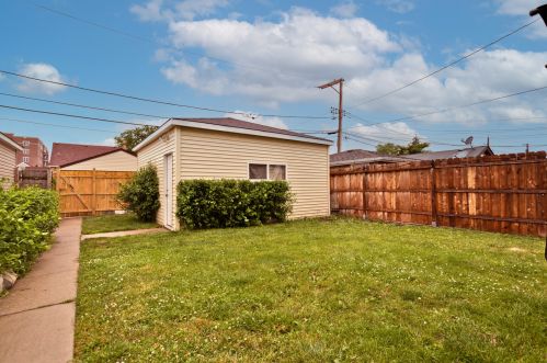 2832 Natchez Ave, Chicago IL  60634-4950 exterior