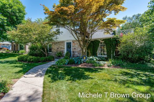 2530 Hall St, Grand Rapids, MI 49506-3568