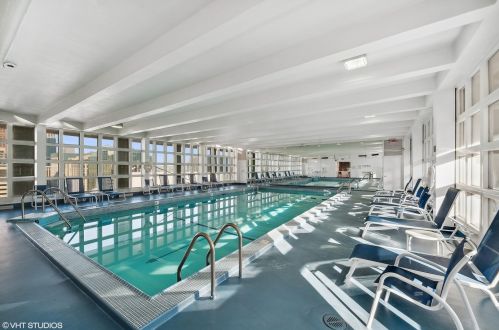 535 Michigan Ave, Chicago IL  60611-3814 exterior