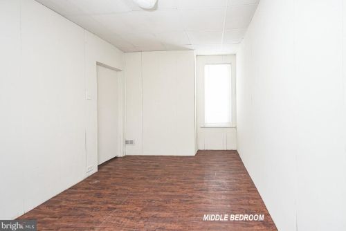 1904 22nd St, Philadelphia PA 19121-2112 exterior