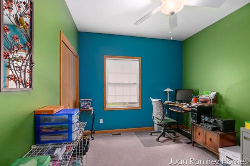 2392 Windy Ridge Dr, Meskegon MI 49442-1474 exterior