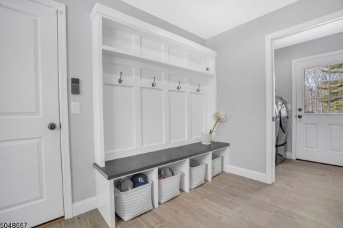 461 Bayberry Rd, Bridgewater NJ 08807-2203 exterior