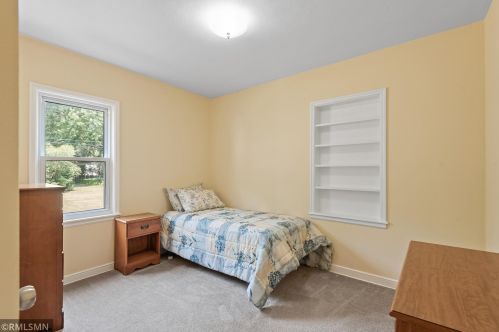 2083 Floral Dr, Saint Paul MN 55110-3849 exterior