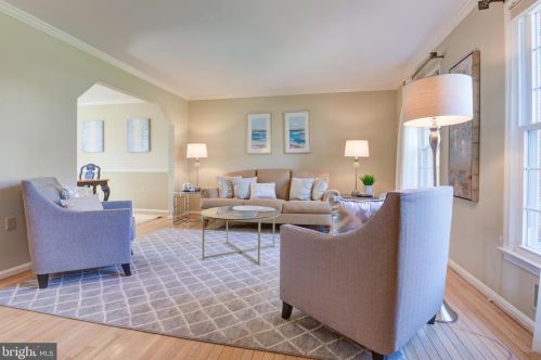 16616 Cutlass Dr, Rockville MD 20853-1332 exterior