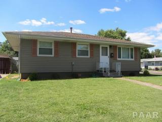 427 Capri St, Pekin, IL 61554-3831