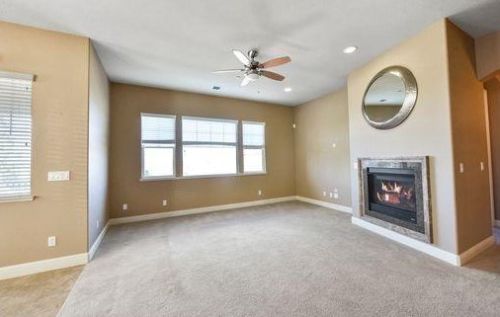 2110 Fenceline Dr, Folsom CA exterior