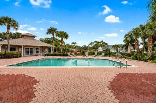 1248 Imperial Dr, Naples FL 34110-8126 exterior