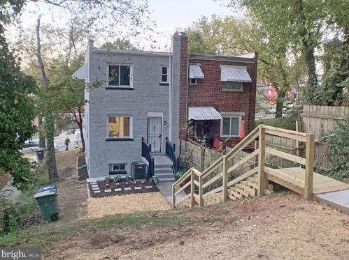 317 Atlantic St, Washington, DC 20032-3013