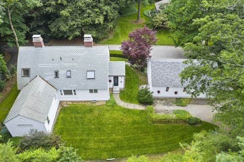 22 Willowbrook Ln, Worcester, MA 01609-1236