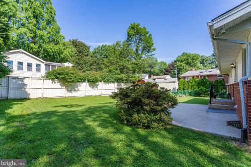 1420 Audmar Dr, Mc Lean VA  22101-5625 exterior