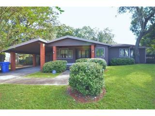 7801 57th St, Tampa, FL 33617-7707