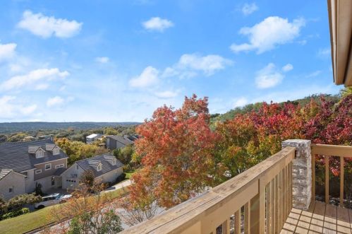 6108 Cape Coral Dr, Austin TX  78746-7213 exterior