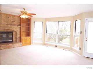 1227 Dunston Dr, Saint Louis MO  63146-5686 exterior