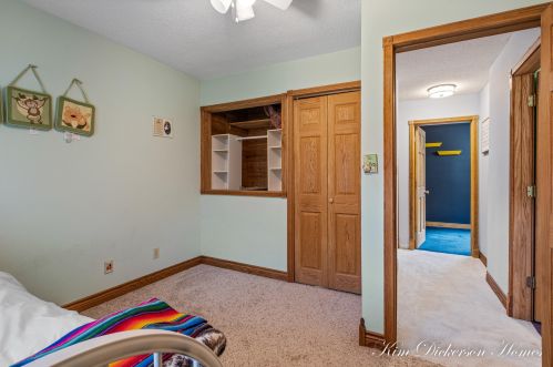 1404 Wolf Lake Rd, Meskegon MI 49442-1948 exterior