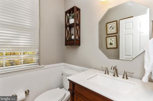 19 Crossan Ct, Landenberg PA 19350-1259 exterior