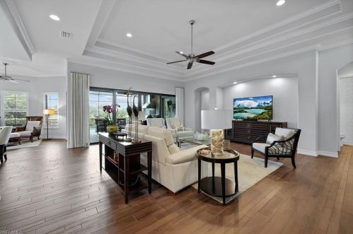 6790 Canwick Cove Cir, Naples FL 34113-3207 exterior