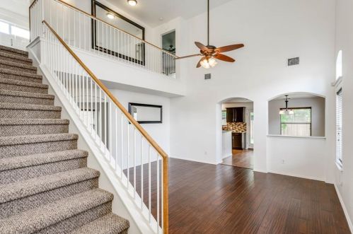 2202 Billy Fiske Ln, Austin TX  78748-2900 exterior