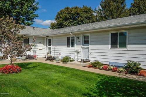 5186 Green Meadow Rd, Kalamazoo, MI 49009-1256