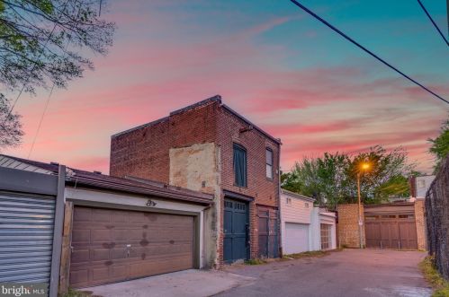 1314 T St, Washington DC  20009-4439 exterior