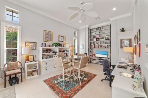 566 Eagle Crk Dr, Naples FL 34113-8016 exterior