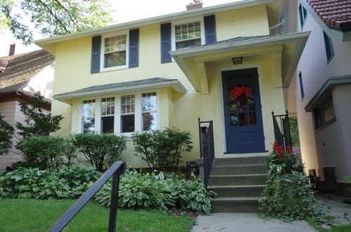 2405 Stratford Ct, Milwaukee WI  53211-2635 exterior