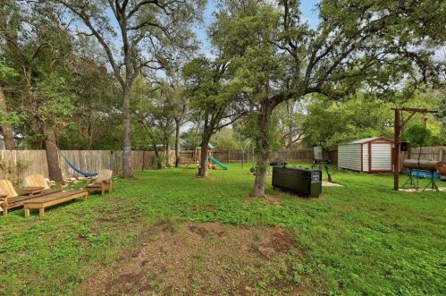 3414 Blumie St, Austin TX 78745-6704 exterior