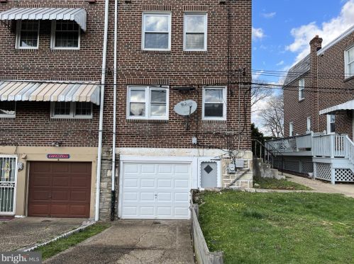 610 Longshore Ave, Philadelphia PA 19111-4423 exterior