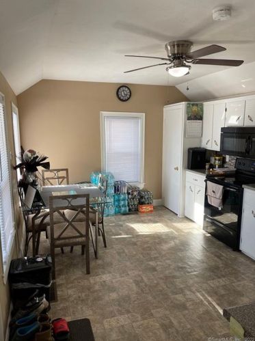 23 Mechanic St, Killingly CT 06239-1918 exterior