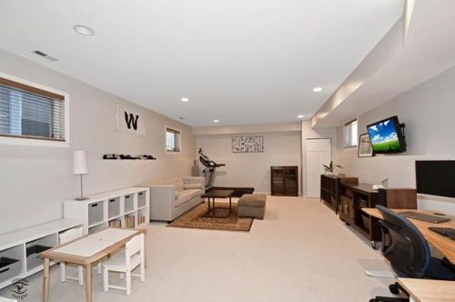 4847 Seeley Ave, Chicago IL 60659-4322 exterior