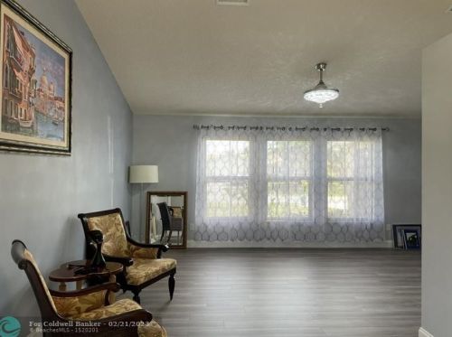 117 Sagamore Ter, Fort Pierce FL 34983-1262 exterior