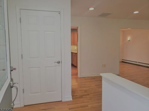 42 Valley View Trl, Sparta NJ  07871-1419 exterior