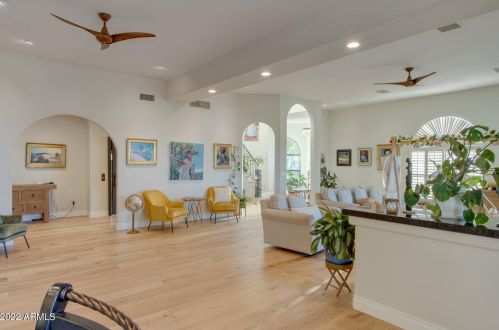 14461 15th Ave, Phoenix AZ  85023-5176 exterior