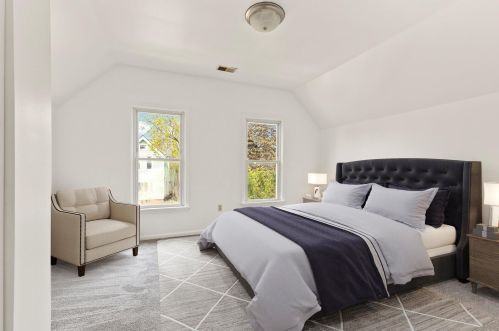 2358 Holton St, Milwaukee WI  53212-3356 exterior