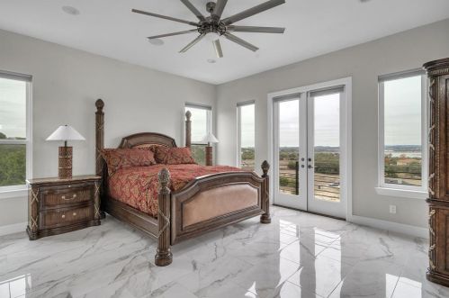 142 Wizard Way, Spring Branch TX 78070-5532 exterior