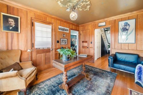 616 Poquonock Ave, Windsor CT  06095-2204 exterior