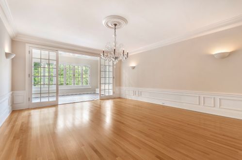 2355 Commonwealth Ave, Chicago IL 60614-3562 exterior