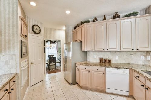 19405 Dee Oaks Dr, Humble TX 77346-2920 exterior