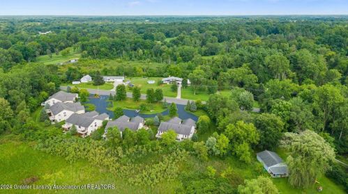 16120 Park Lake Rd, East Lansing MI 48823-9480 exterior