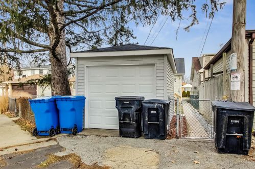 6507 Raven St, Chicago IL  60631-2517 exterior