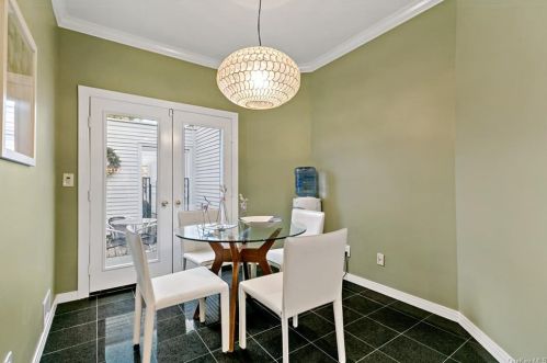 37 Beechwood Way, Briarcliff NY 10510-2405 exterior