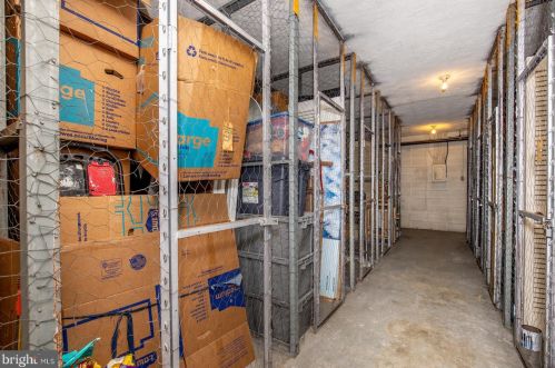 3114 Wisconsin Ave, Washington DC  20016-5016 exterior