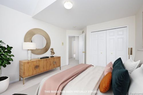 301 Fairways Ln, Lyndon Twp MI 48118-2130 exterior