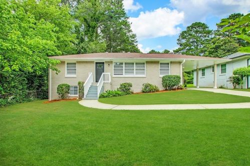 2246 Collins Dr, Atlanta GA  30344-1008 exterior