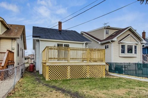 6507 Raven St, Chicago IL  60631-2517 exterior