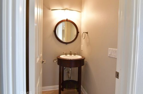 2354 Sunningdale Dr, Tustin CA  92782-1086 exterior