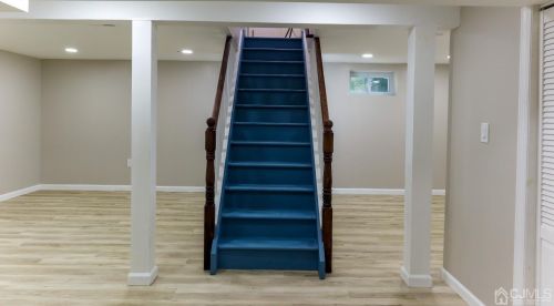 178 Louis Pl, Iselin NJ  08830-1236 exterior