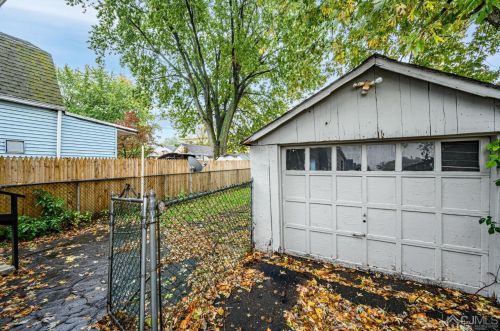 15 Douglas St, Perth Amboy NJ  08863-2205 exterior