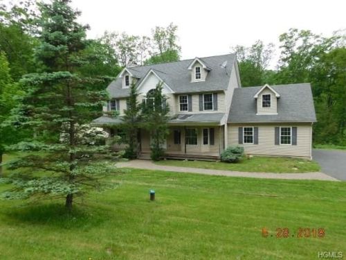 206 Reservoir Rd, Middletown, NY 10940-6456