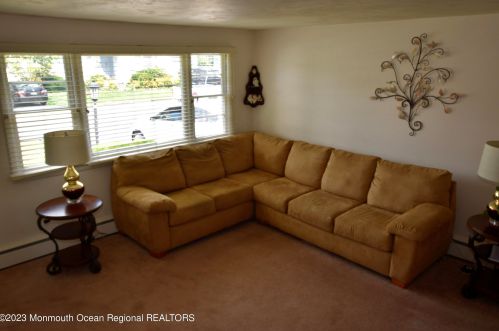 916 Ellison Ave, Point Pleasant Beach NJ 08742-2934 exterior